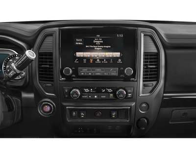 2024 Nissan TITAN Crew Cab SV 4x4