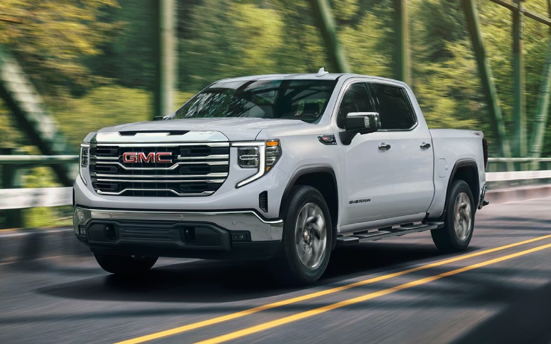 What Sets the 2026 GMC Sierra 1500 Denali Ultimate Apart for Frontenac, KS Truck Owners?