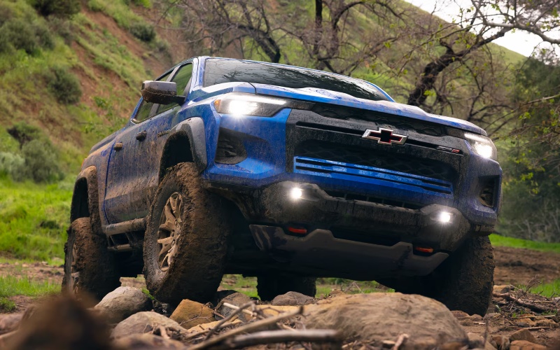 Mastering Mixed Terrain around Neosho, MO with the 2026 Chevrolet Colorado’s Drive Modes