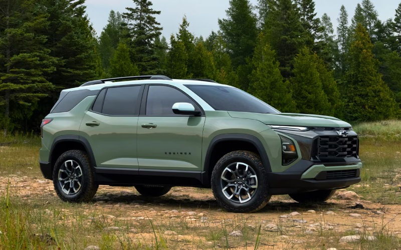 Smart Storage and Big-Screen Clarity in the 2026 Chevrolet Equinox for Parsons, KS