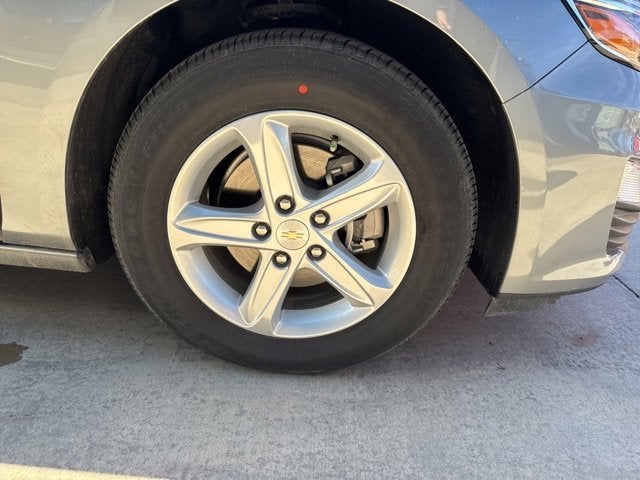 2025 Chevrolet Malibu LS