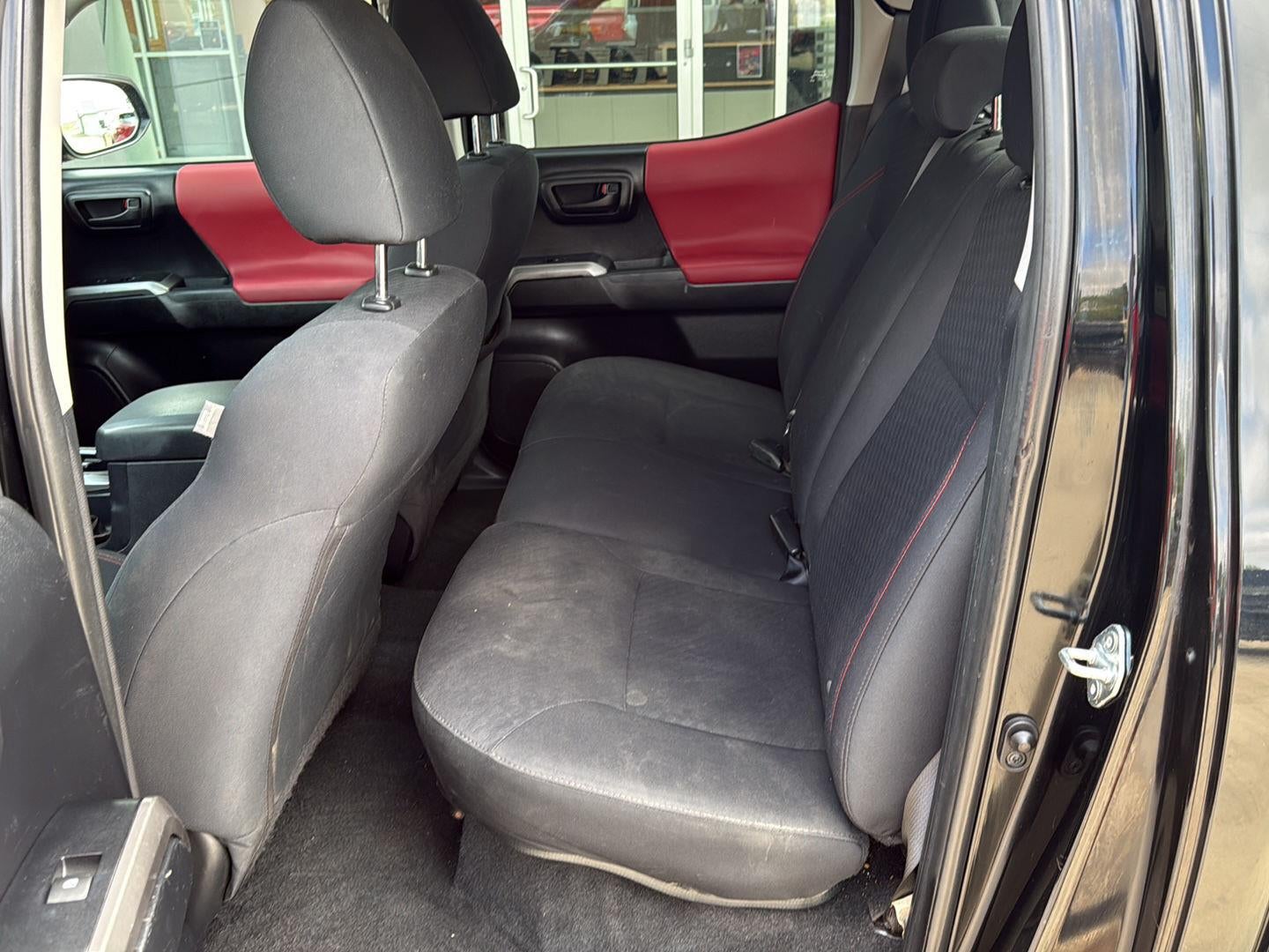 2022 Toyota Tacoma 4WD SR