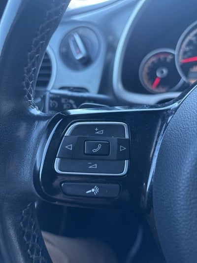 2014 Volkswagen Beetle 2.0T Turbo R-Line