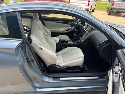 2017 INFINITI Q60 3.0t Premium