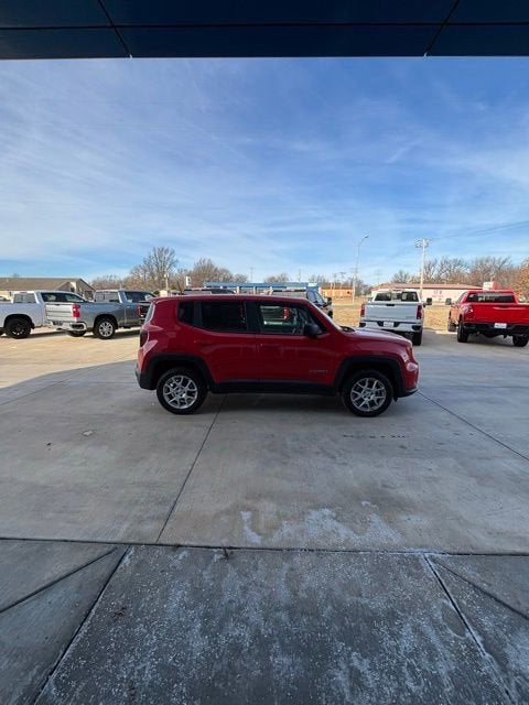 2023 Jeep Renegade Latitude