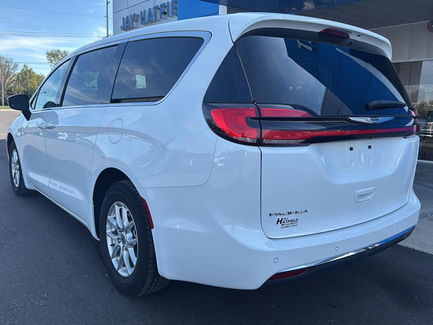 2024 Chrysler Pacifica Touring L
