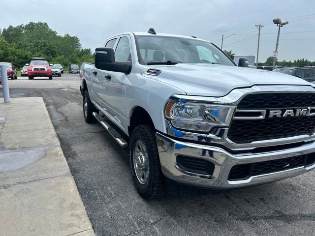2024 RAM 2500 Tradesman Crew Cab 4x4 6'4" Box