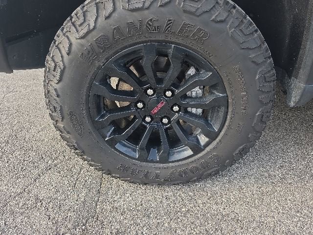 2023 GMC Sierra 1500 AT4X