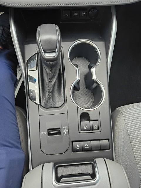 2021 Toyota Highlander Hybrid LE
