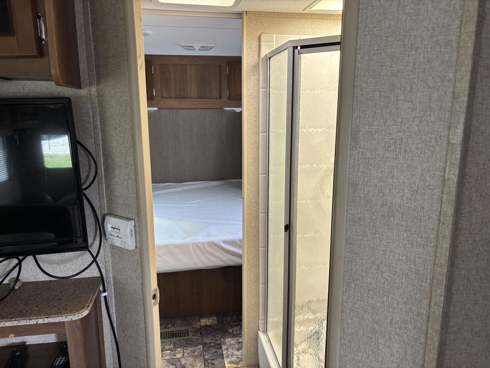2015 COACHMAN CAMPER Base