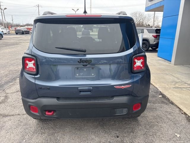 2023 Jeep Renegade Trailhawk