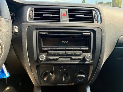 2013 Volkswagen Jetta Base