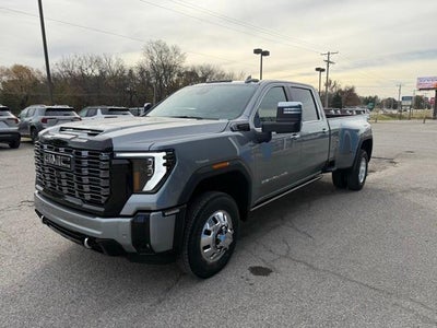 2026 GMC Sierra 3500 HD Denali Ultimate DRW