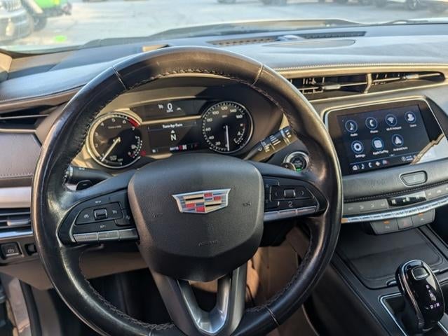 2023 Cadillac XT4 Premium Luxury