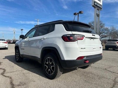 2024 Jeep Compass Trailhawk