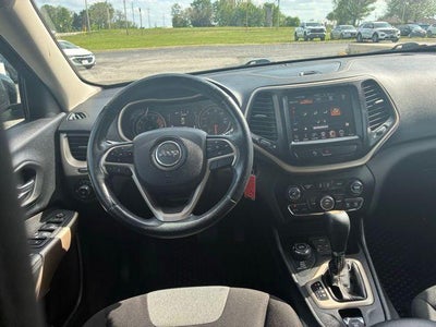 2018 Jeep Cherokee Latitude Tech Connect
