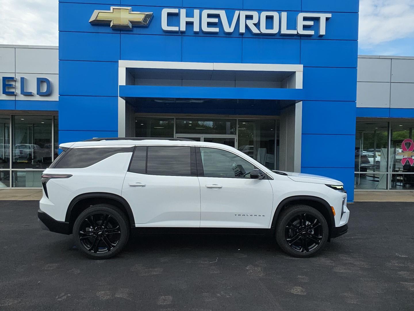 2027 Chevrolet Traverse LT