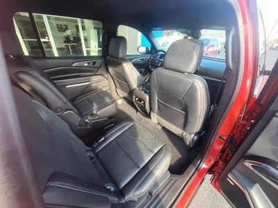 2024 Chevrolet Traverse LT