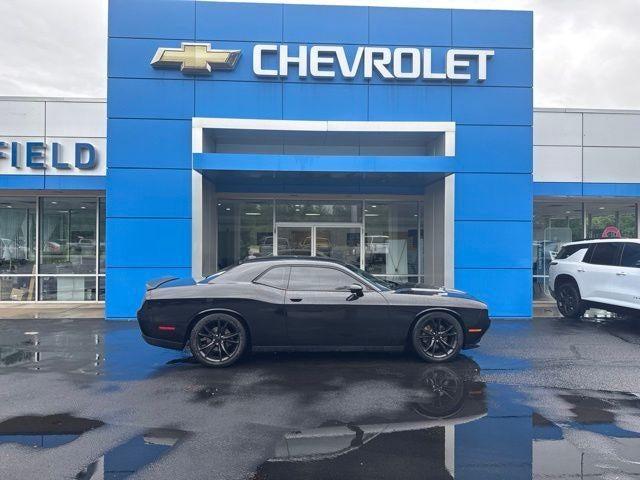2016 Dodge Challenger SXT Plus