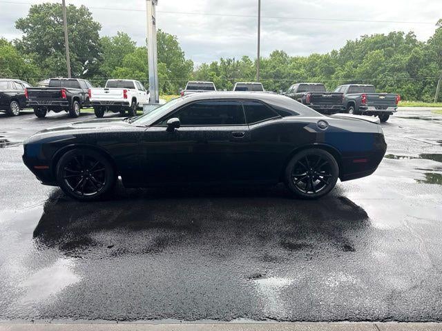 2016 Dodge Challenger SXT Plus