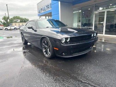 2016 Dodge Challenger SXT Plus