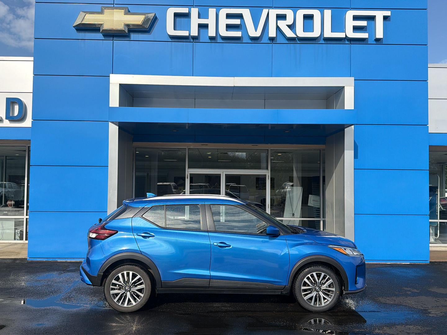 2023 Nissan Kicks