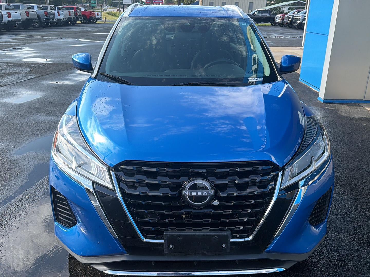 2023 Nissan Kicks SV