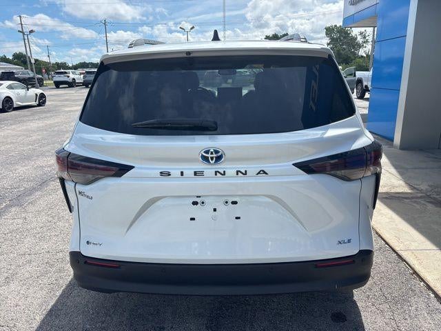 2025 Toyota Sienna XLE