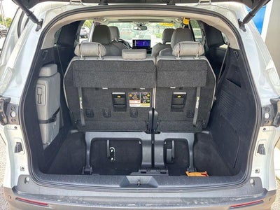 2025 Toyota Sienna XLE