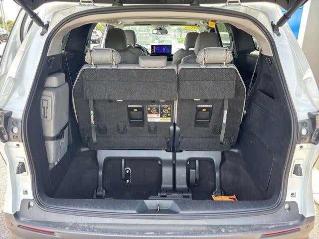2025 Toyota Sienna XLE