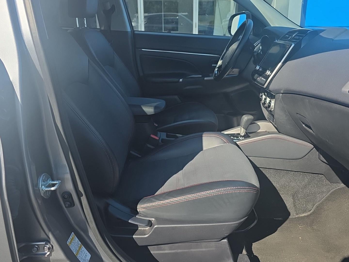 2025 Mitsubishi Outlander Sport S