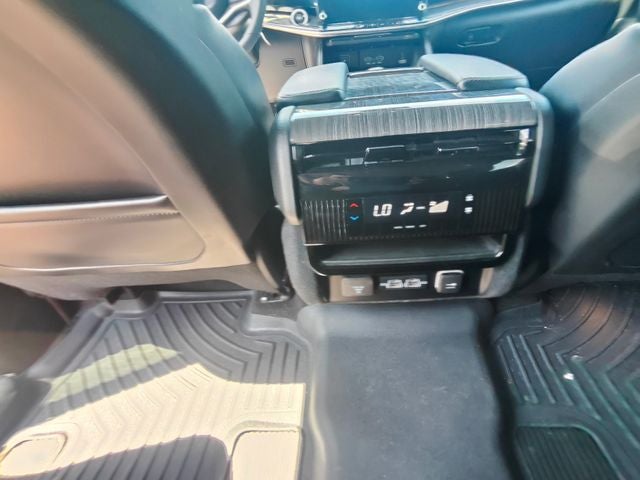 2022 Jeep Wagoneer Series II 4x4