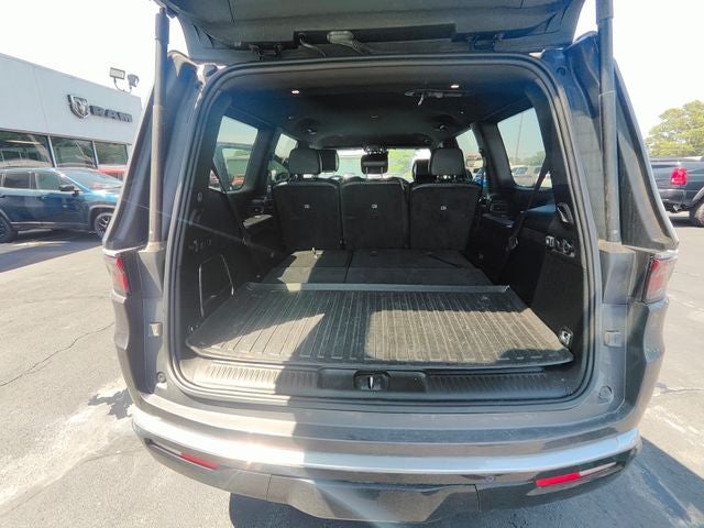 2022 Jeep Wagoneer Series II 4x4