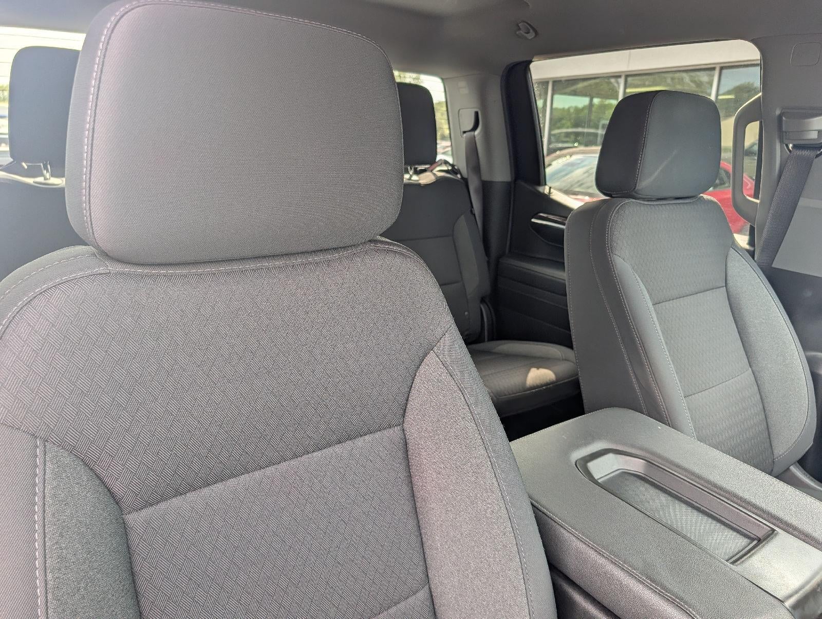 2023 Chevrolet Silverado 1500 4WD Crew Cab Standard Bed LT