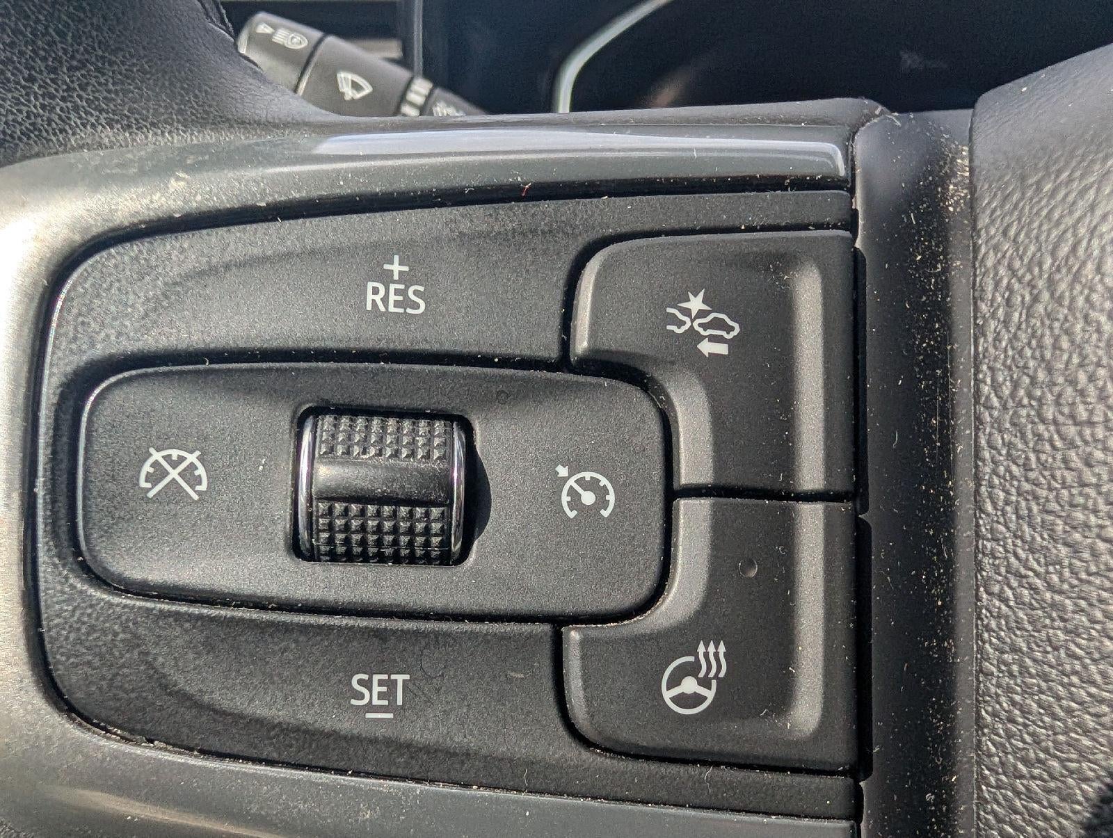 2023 Chevrolet Silverado 1500 4WD Crew Cab Standard Bed LT