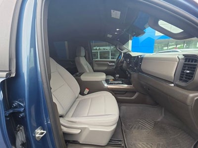 2024 Chevrolet Silverado 1500 4WD Crew Cab Short Bed LT