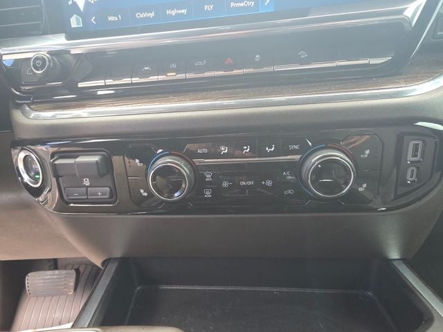 2024 Chevrolet Silverado 1500 4WD Crew Cab Short Bed LT