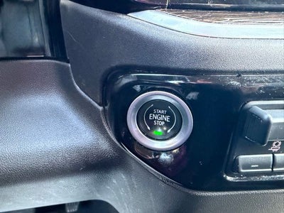 2022 GMC Sierra 1500 4WD Crew Cab Short Box Elevation