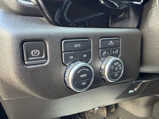 2022 GMC Sierra 1500 4WD Crew Cab Short Box Elevation