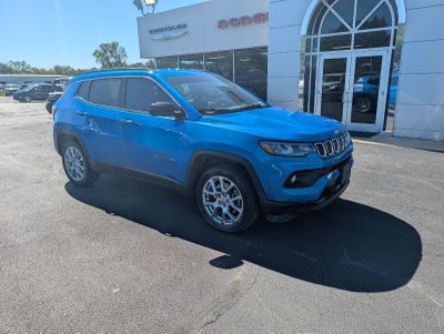 2023 Jeep Compass Latitude Lux FWD