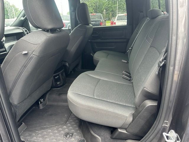 2025 RAM 2500 Tradesman Crew Cab 4x4 6'4' Box