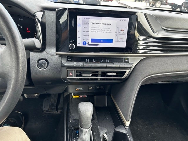 2025 Toyota Camry Base