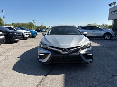 2022 Toyota Camry SE