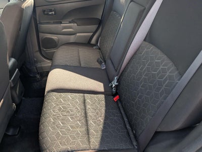 2025 Mitsubishi Outlander Sport ES