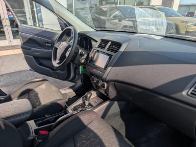 2025 Mitsubishi Outlander Sport ES