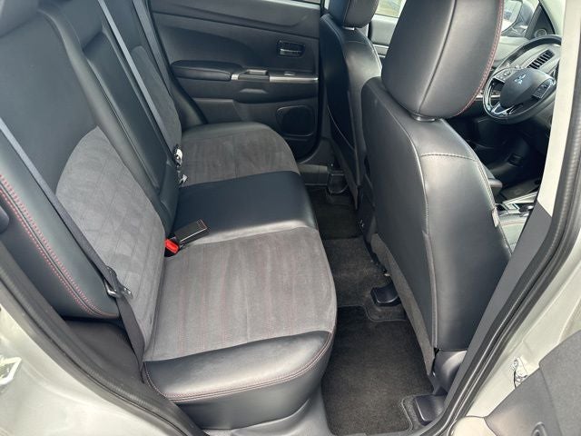 2024 Mitsubishi Outlander Sport S