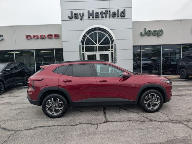 2025 Chevrolet Trax FWD LT