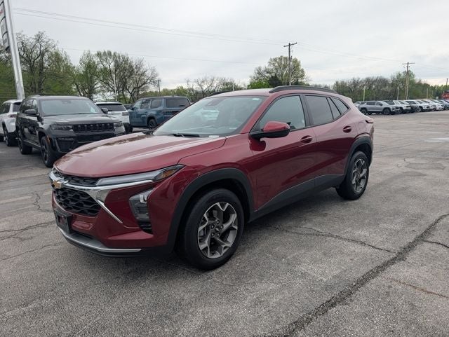 2025 Chevrolet Trax FWD LT