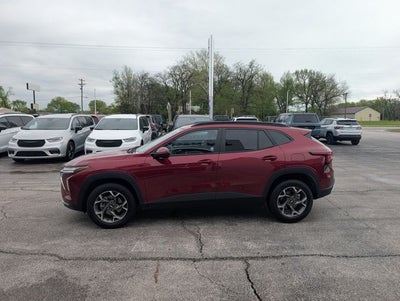 2025 Chevrolet Trax FWD LT