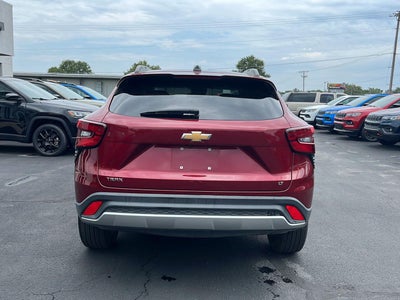 2025 Chevrolet Trax LT